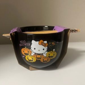 Hello Kitty Halloween Ramen Bowl